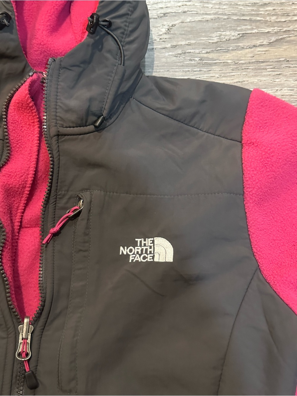 The North Face Fleece Hooded Jacket Fuchsia Black Women’s Size M No Size Tag - Picture 3 of 10